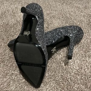New, Nine West glitter heels!